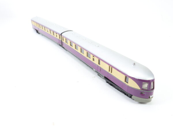 Piko H0 Schnelltriebwagenzug 2-tlg. violett-beige BR VT 137 154 a/b DR