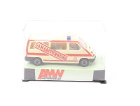 AMW H0 72259 Modellauto PKW VW T4 Van Bus "Samariterbund" OVP