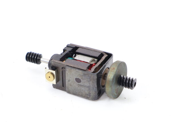 E1641 Fleischmann N Ersatzteil 1x Lok Motor mit Schwungmasse und 2 Schnecken