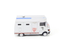 Preiser HO 1126 Modellauto Geldtransporter aus Bausatz...