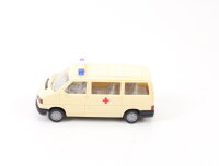 Wiking H0 3200120 Modellauto PKW VW Caravelle Rotes Kreuz...