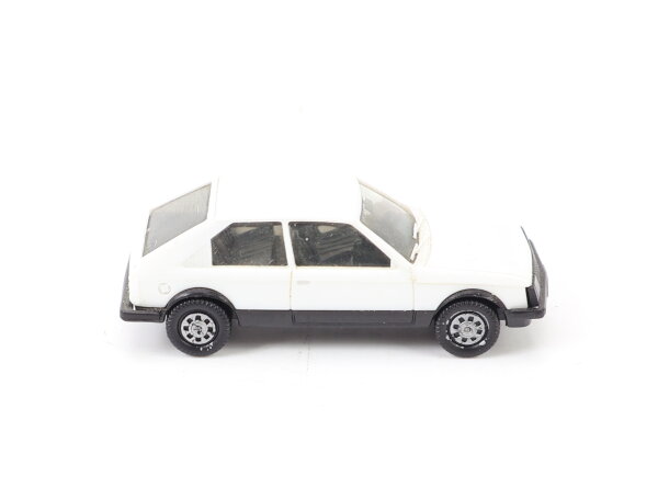 Herpa H0 2045 Modellauto PKW Opel Kadett Weiss 1:87