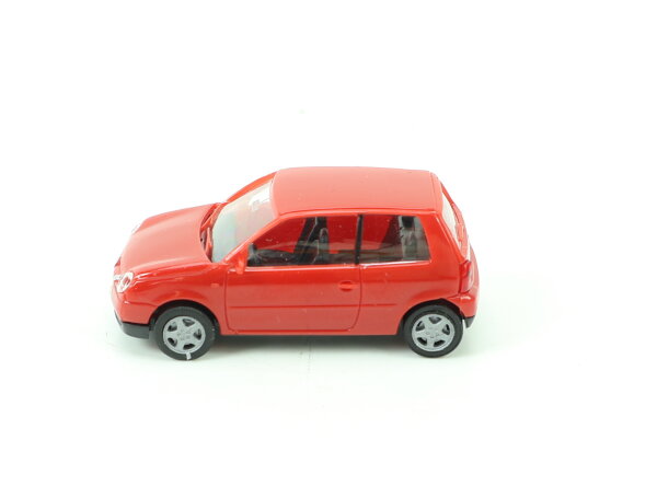 AMW H0  Modellauto PKW VW Volkswagen Lupo rot