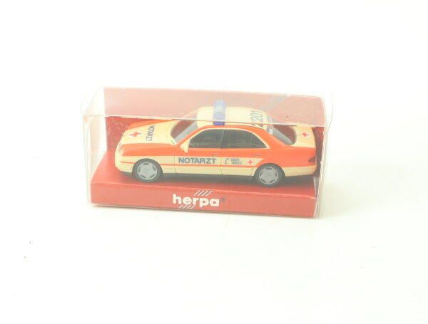Herpa H0 043892 Modellauto PKW Meercedes-Benz 200E Notarzt creme 1:87 OVP