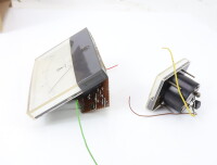 2 Analoge Einbau DC-Voltmeter 0-15Volt und 0-30 Volt...