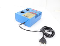 Titan Kleinladegerät 222  Modellbaue Akku Ladegerät 22-750ma 0-12V