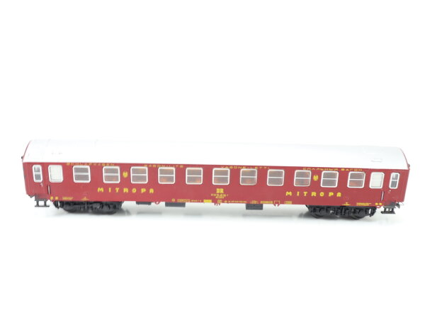 Schicht H0 Personenwagen Schlafwagen Mitropa 70-40 134-1 DR / Licht