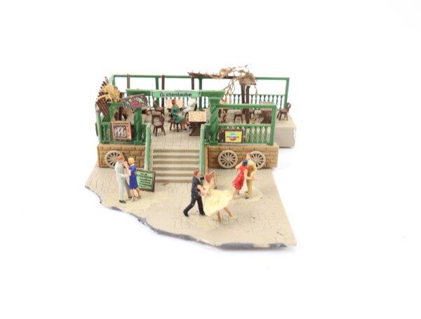 Spur H0 Gebäude Terrasse Biergarten mit Figuren