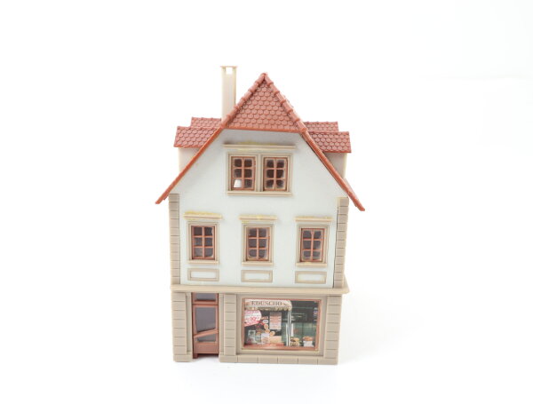 Spur H0 Gebäude Wohnhaus mit Ladenzeile
