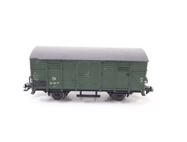 Piko H0 gedeckter Güterwagen Grün 03-48-77 DR / NEM / AC