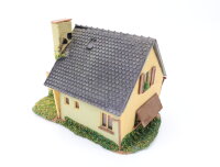 Spur H0 Gebäude Wohnhaus Einfamilienhaus