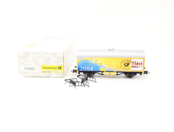Roco H0 010021 gedeckter Güterwagen Bahnpostwagen Jahreswagen 2004 / NEM