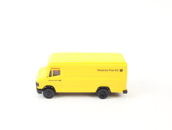Busch H0 44348 Modellauto PKW MB 507D "Deutsche Post AG" 1:87