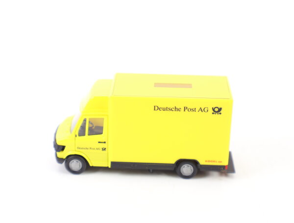 Herpa H0 042444 Modellauto MB 207D Koegel "Deutsche Post AG" 1:87