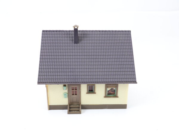 Spur H0 Gebäude Wohnhaus Einfamilienhaus