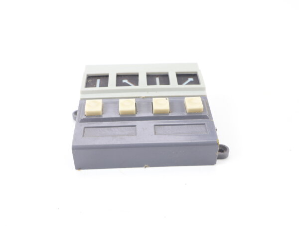 VEB Permot 545611039900002 Stellpult Rückmeldungs-Schaltpult P23