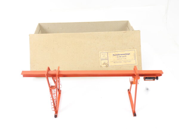 VEB Plasticart H0 TT 545798014300010 Gebäude Kran Portalkrananlage 1:100 / OVP