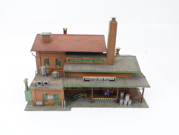 Pola H0 840 + 841 2x Gebäude Fabrik Galvanischer Betrieb Fabrikhalle