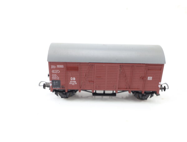 Liliput H0 gedeckter Güterwagen mit Lüftungsöffnungen 227165 DB / AC