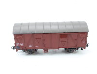 Roco H0 4304 gedeckter Güterwagen Tonnendachwagen 1323649-4 DB braun / AC