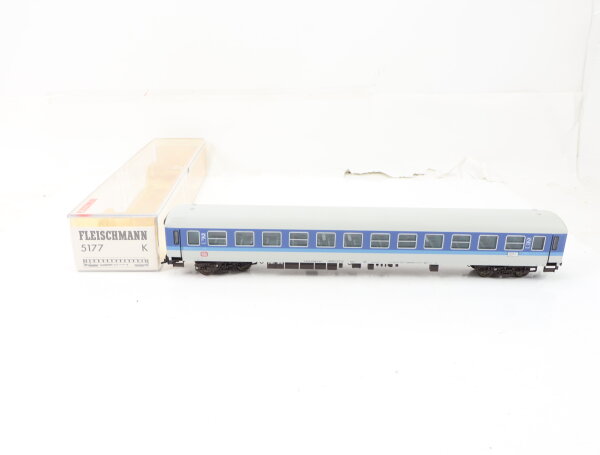 Fleischmann H0 5177 K Personenwagen Schnellzugwagen 2. Kl. 91 026-0 DB / NEM