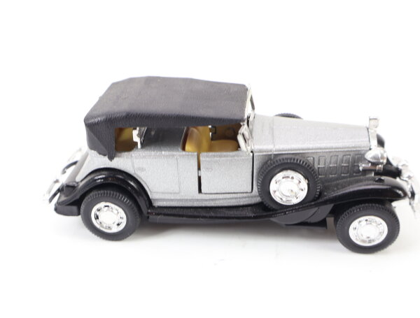 Yatming No.8503 Modellauto 1932 Cadillac V-16 Pheaton Pullback  ca. 1:36