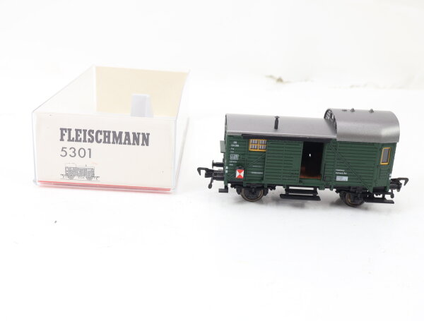 Fleischmann H0 5301 Güterwagen Gepäckwagen 124 206 DB / Licht OVP