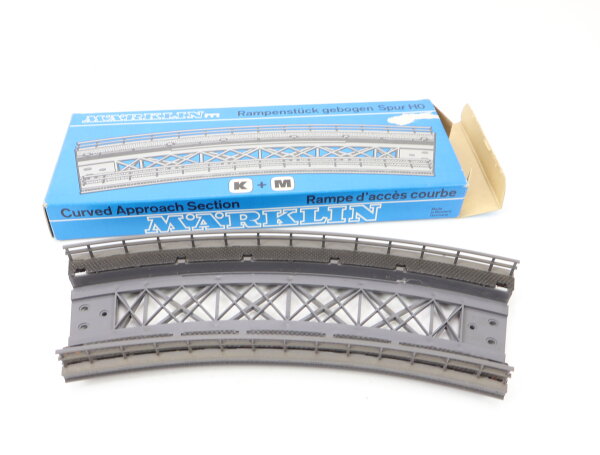 Märklin H0 7267 Gebogenes Rampenstück für M-Gleis u. K-Gleis 360r OVP