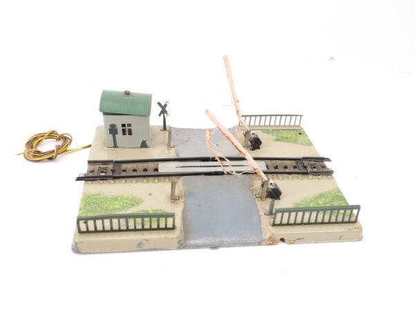 Märklin H0 7390 mechanischer Bahnübergang M-Gleis / Blech Licht