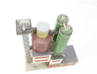 Faller H0 B-950 Gebäude Industriegebäude Betonmischwerk mit Figuren /gebaut