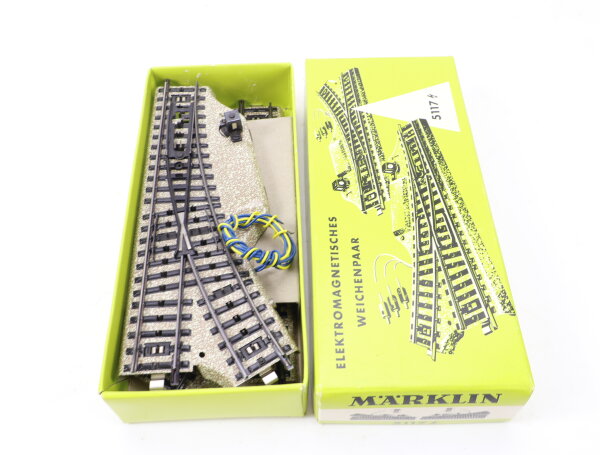 Märklin H0 5117 M-Gleis elektrisches Weichenpaar links rechts / OVP