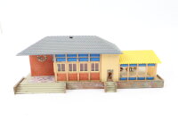 Faller H0 B-97 Gebäude kleiner Bahnhof Kleinstadtbahnhof mit Wartehalle gebaut
