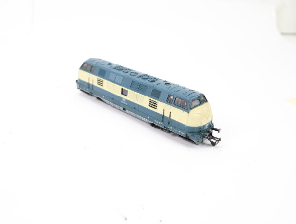 BTTB TT 02511 Diesellok ozeanblau-beige BR 221 137-3 DB