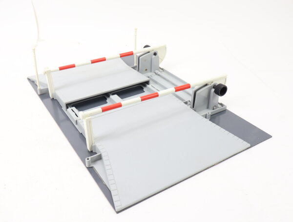 Playmobil Spur G 4364 Bahnübergang vollbeschrankt Handbetrieb