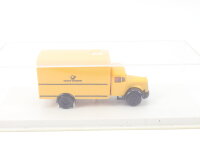 Brekina H0 Modellfahrzeug LKW MB L 311 Koffer Deutsche Bundespost / 1:87 Vitrine