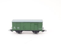 Piko H0 gedeckter Güterwagen grün Xt 636 MAV