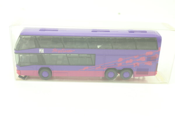 Rietze H0 Modellauto Bus MAN Neoplan Skyliner "Lila / Pink"