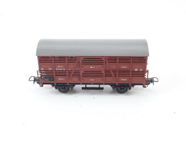Piko H0 5/128-01 Güterwagen Verschlagwagen Viehtransportwagen braun 23-01-18 DR