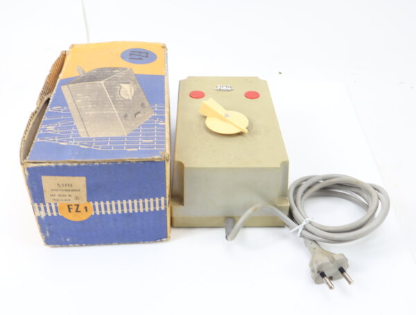 Piko FZ1 ME005 5/1773 Trafo Transformator Modelleisenbahn 220V~ / 33,6VA