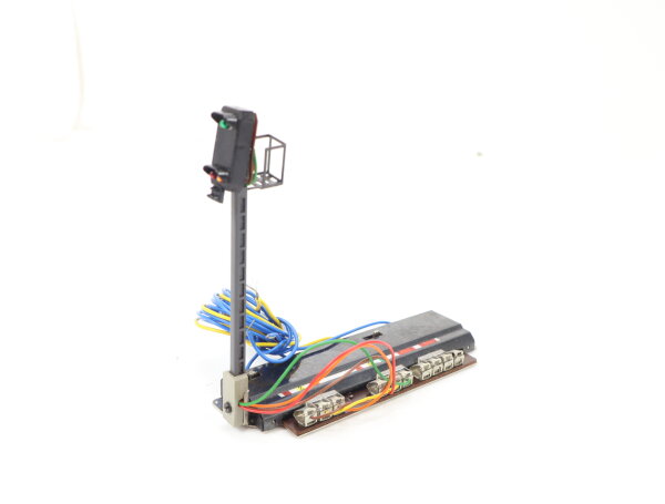 Märklin H0 7241 Signal Lichthauptsignal Hp0 auf Hp1/Hp2 / geprüft