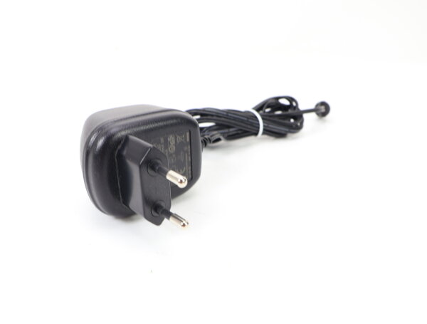 Netzteil Battery Charger XR-DC050300 6 Watt 300 mA DC mit Klinkenstecker