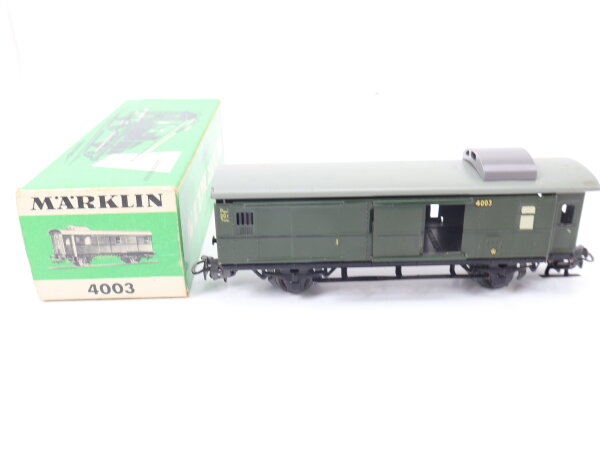 Märklin H0 4041 Personenwagen Gepäckwagen 4003 Pwi grün / Blech
