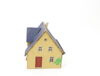 Spur H0 Gebäude Wohnhaus Einfamilienhaus / Pappe