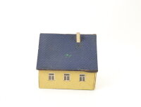 Spur H0 Gebäude Wohnhaus Einfamilienhaus / Pappe