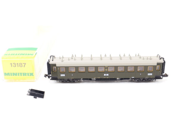 Minitrix Spur N 13188 Personenwagen Schnellzugwagen 3.KL 17649 München / OVP