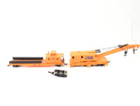 Mehano H0 Güterwagen Kranwagen CSX 7000 und Kranschutzwagen CSX 7073