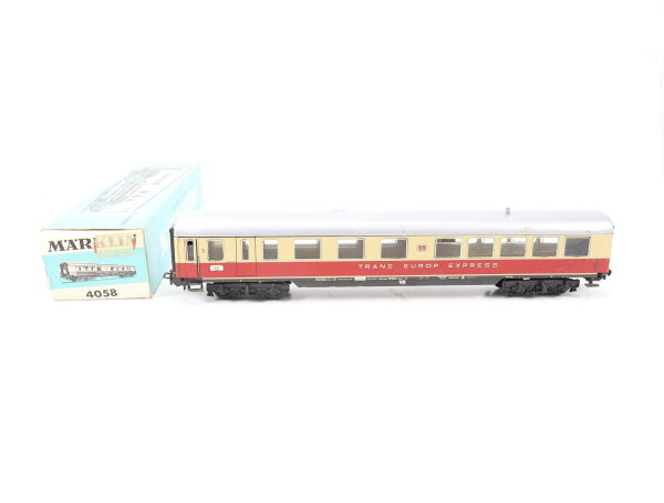 Märklin H0 4058 Personenwagen TEE-Barwagen 10 562 Hmb DB / Blech
