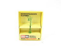 Brawa N 4523 Lampe Leuchte Bahnhofsleuchte Oldtimer grün