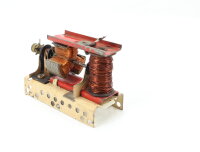Trix Metallbaukasten Motor Wechselstrommotor mit Rolle auf der Achse / geprüft