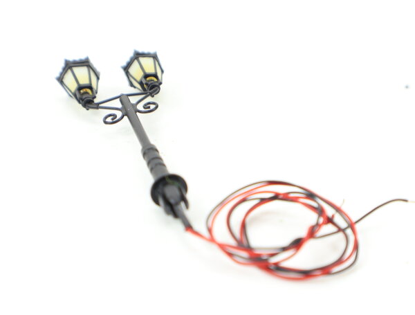 Viessmann H0 60731 Beleuchtung Leuchte Lampe Parklaterne zweiflammig, schwarz